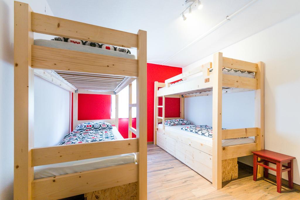 Bed 6-Bed Mixed Dormitory Room